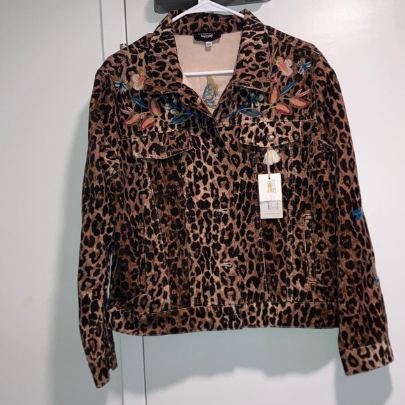 Johnny Was Jackets & Blazers - Johnny Was Animal Print Jacket